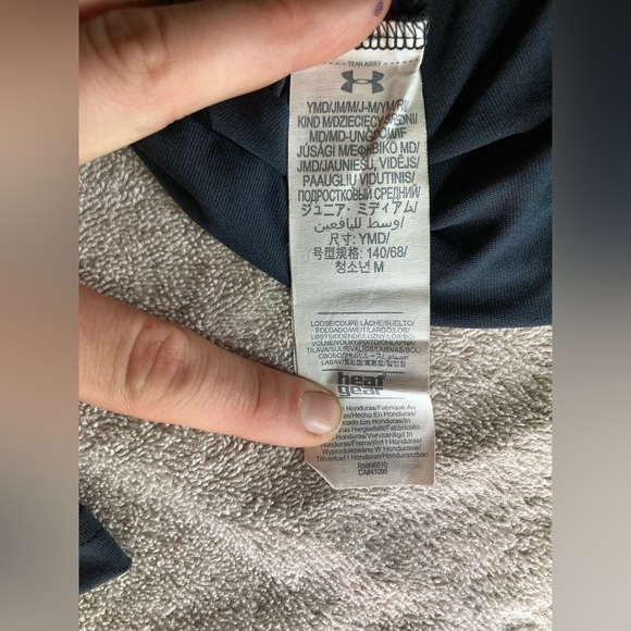 UnderArmour - Long Sleeve - Black Shirt New Condition - Picture 5 of 5